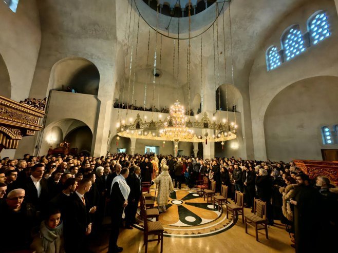 Patrijarh Porfirije služi liturgiju u Hramu Svetog Save u Foči